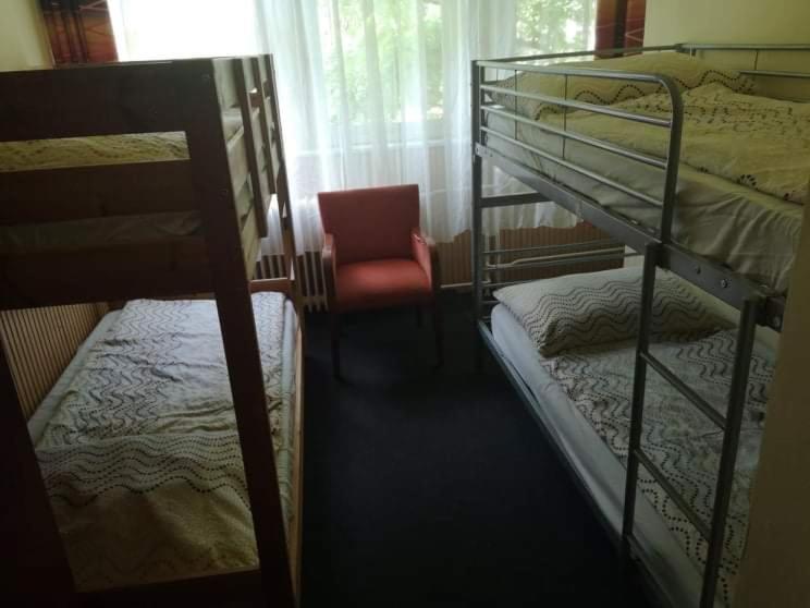 Fenyves Panzio Bed and Breakfast Siófok Exteriör bild